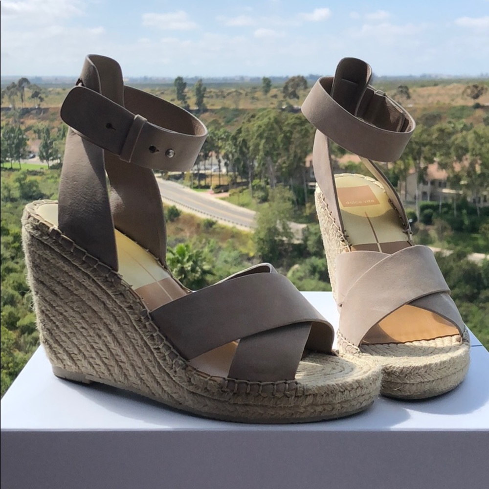 *Dolce Vita Nova Wedges*
